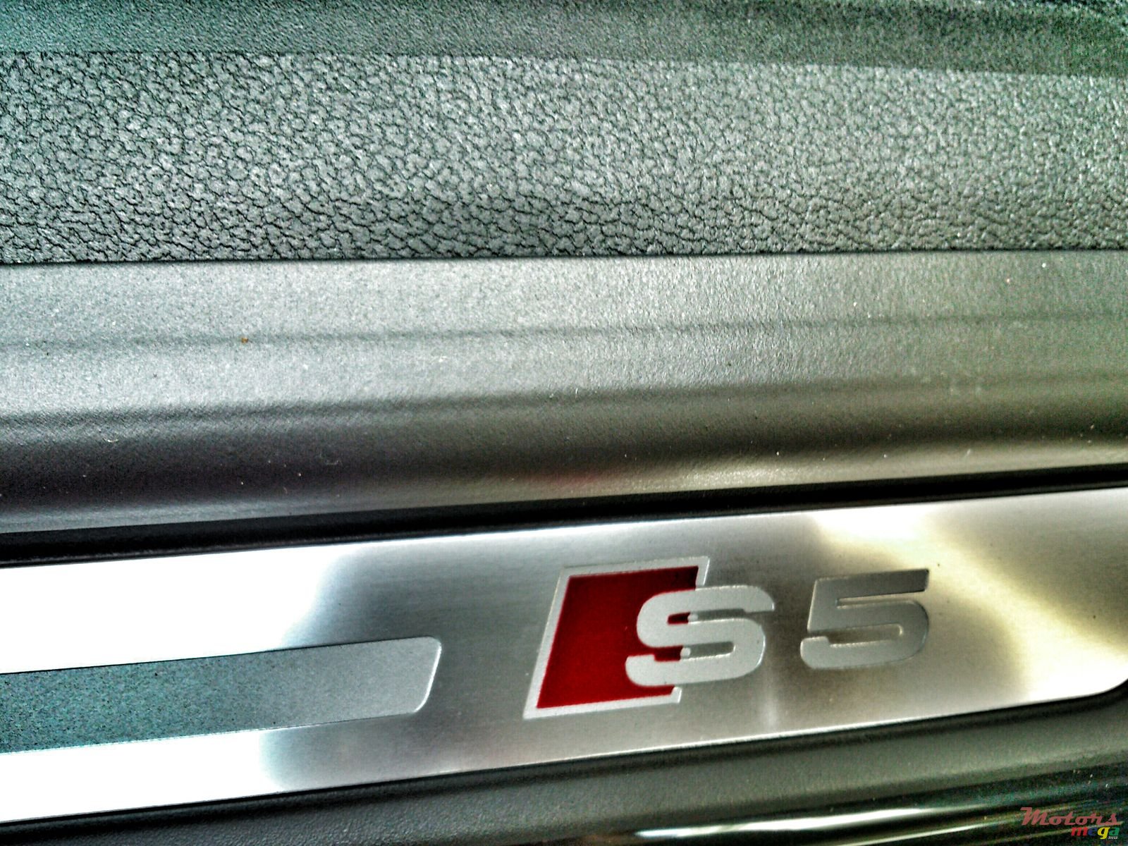 2017' Audi S5 Coupe photo #5