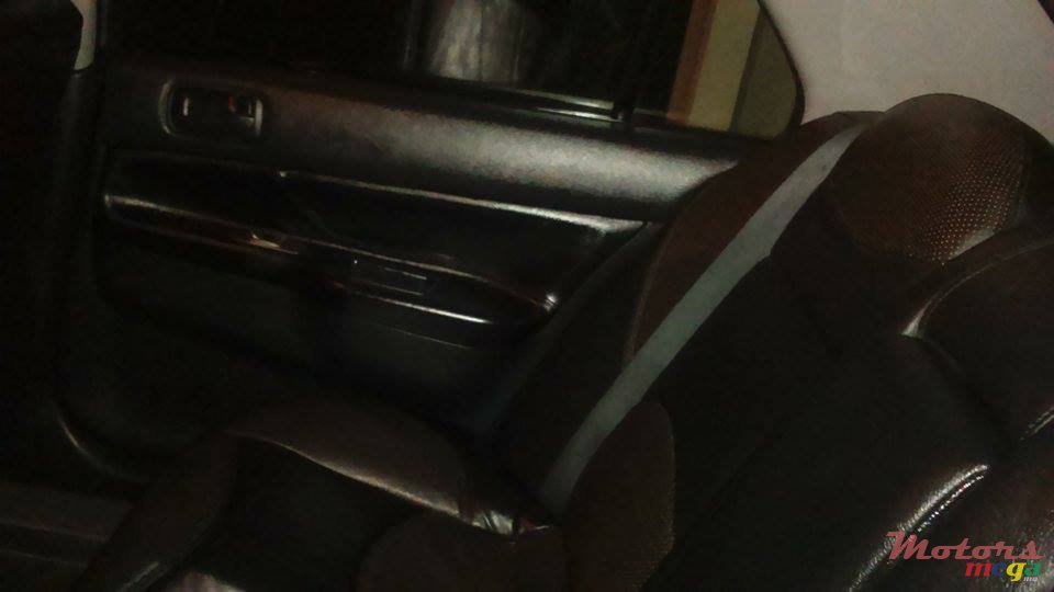 2005' Mitsubishi Lancer photo #3