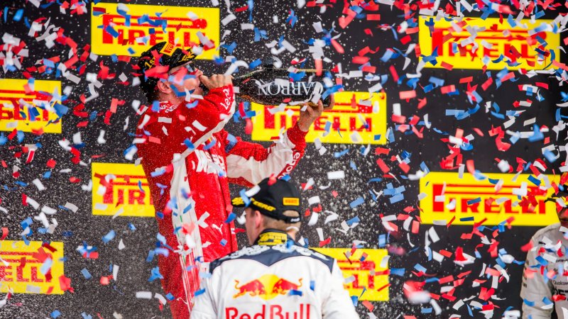 Raikkonen wins 2018 U.S. Grand Prix, delaying Hamilton's fifth title