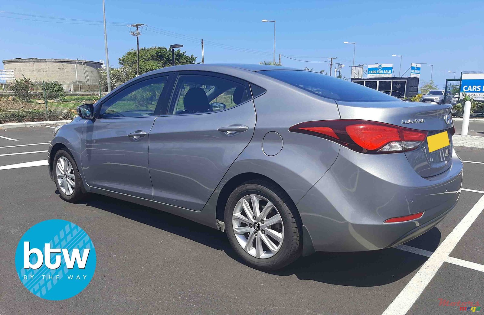 2015' Hyundai Elantra photo #3