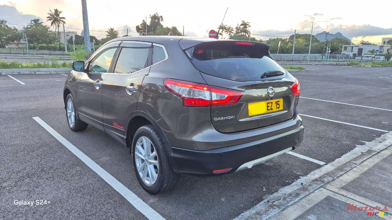 2015' Nissan Qashqai photo #4