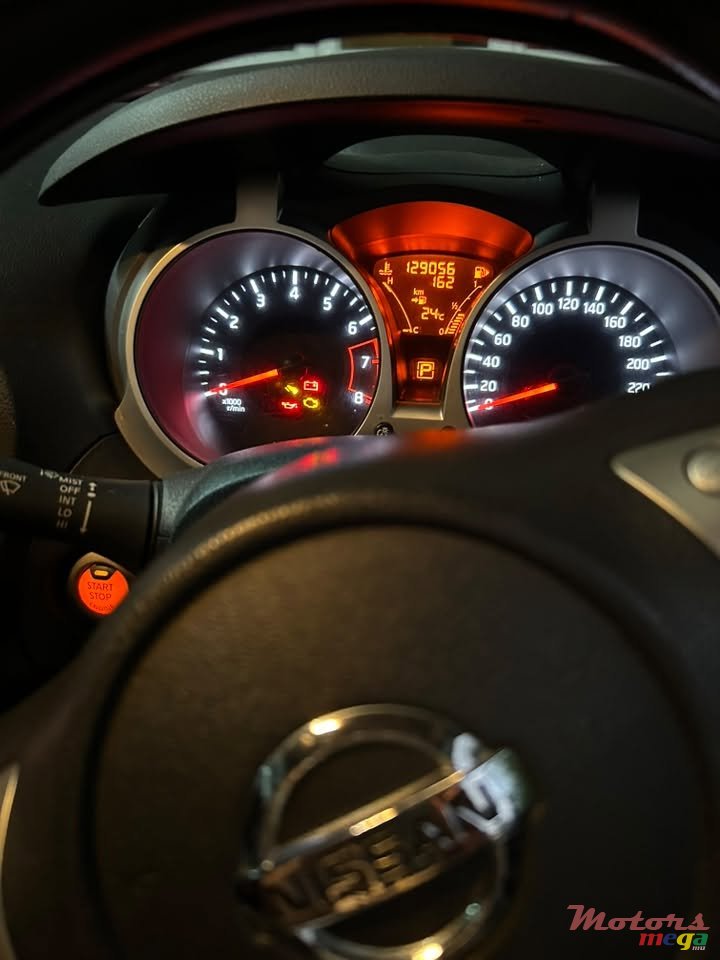 2015' Nissan Juke photo #2