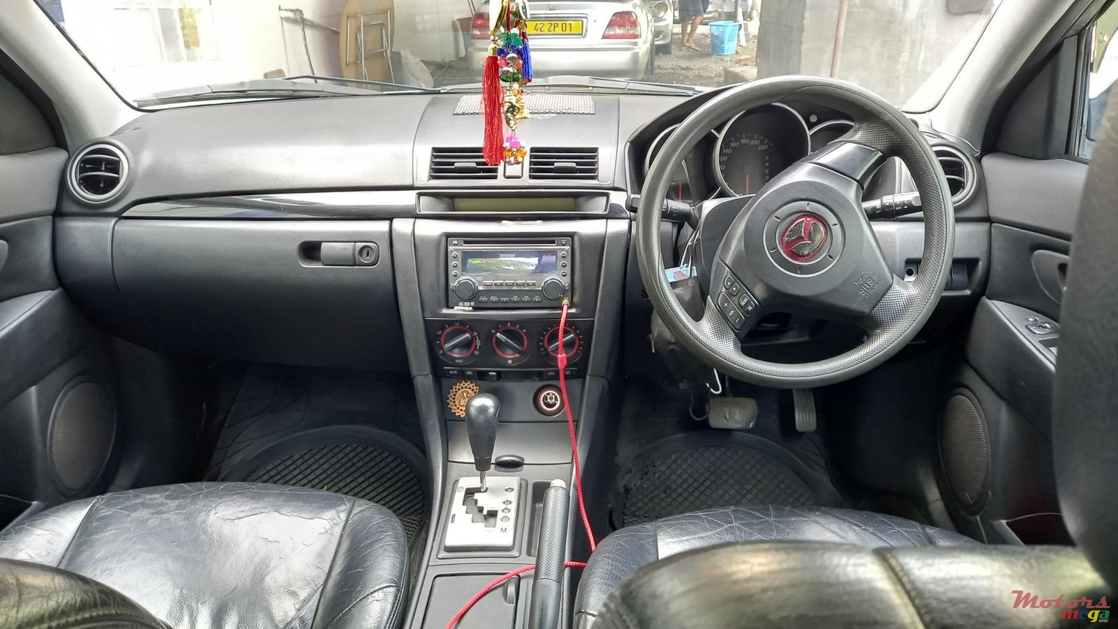 2005' Mazda 3 photo #1