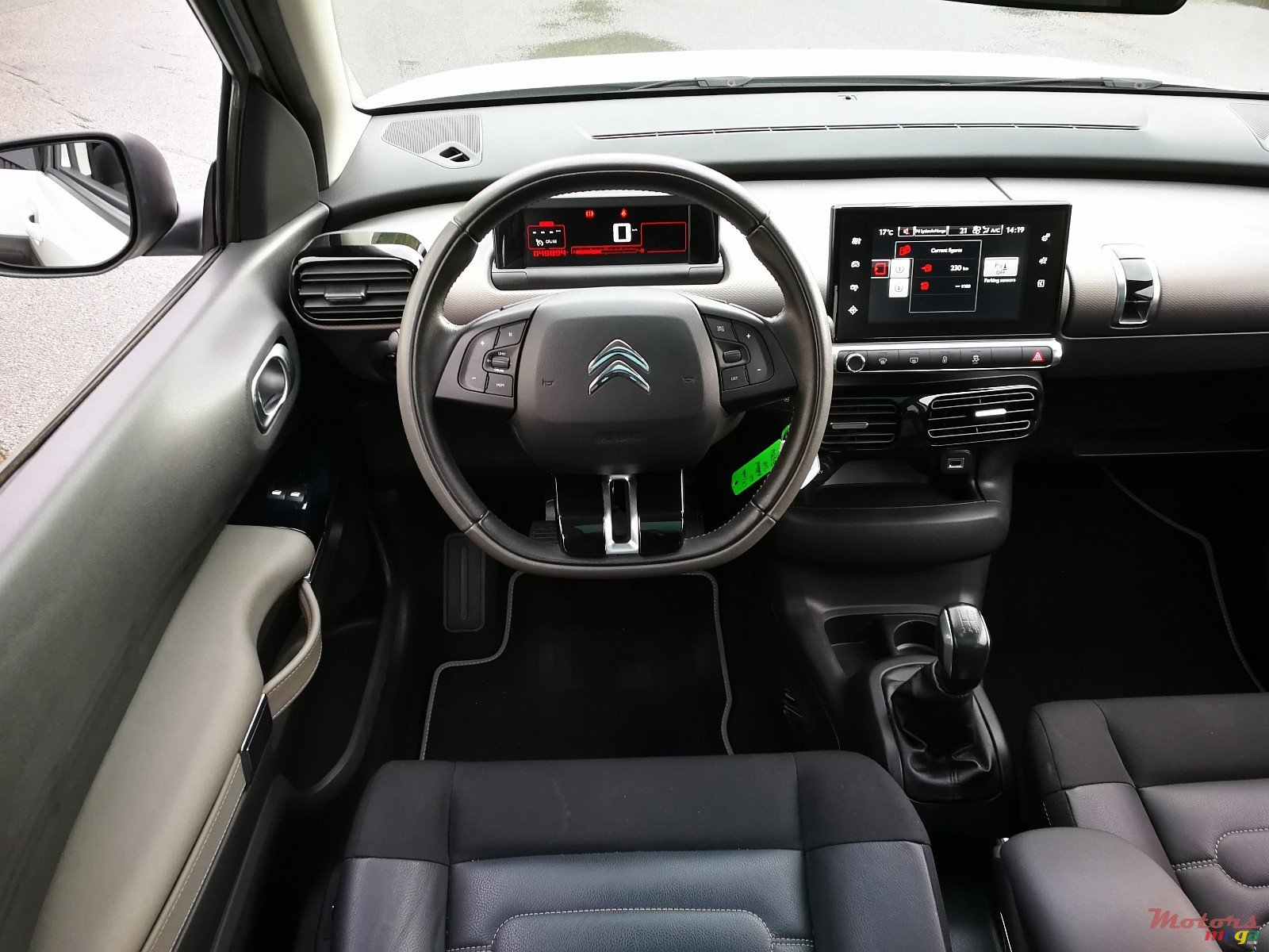 2014' Citroen C4 C4 CACTUS photo #6