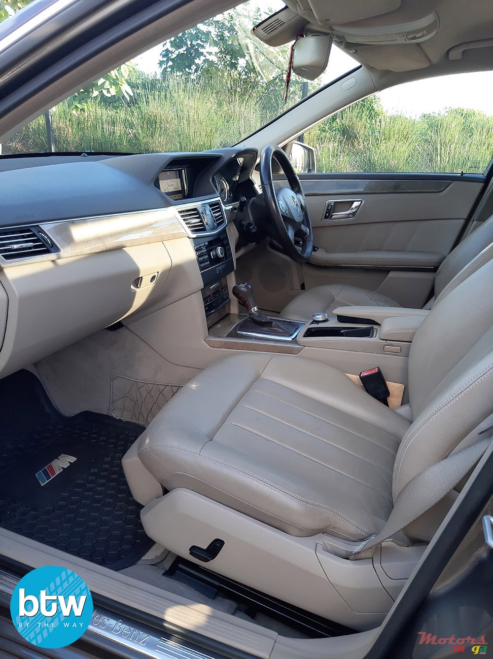 2010' Mercedes-Benz E 250 photo #5