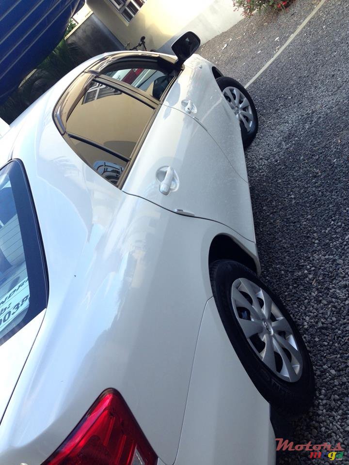 2010' Toyota Axio 1 photo #2