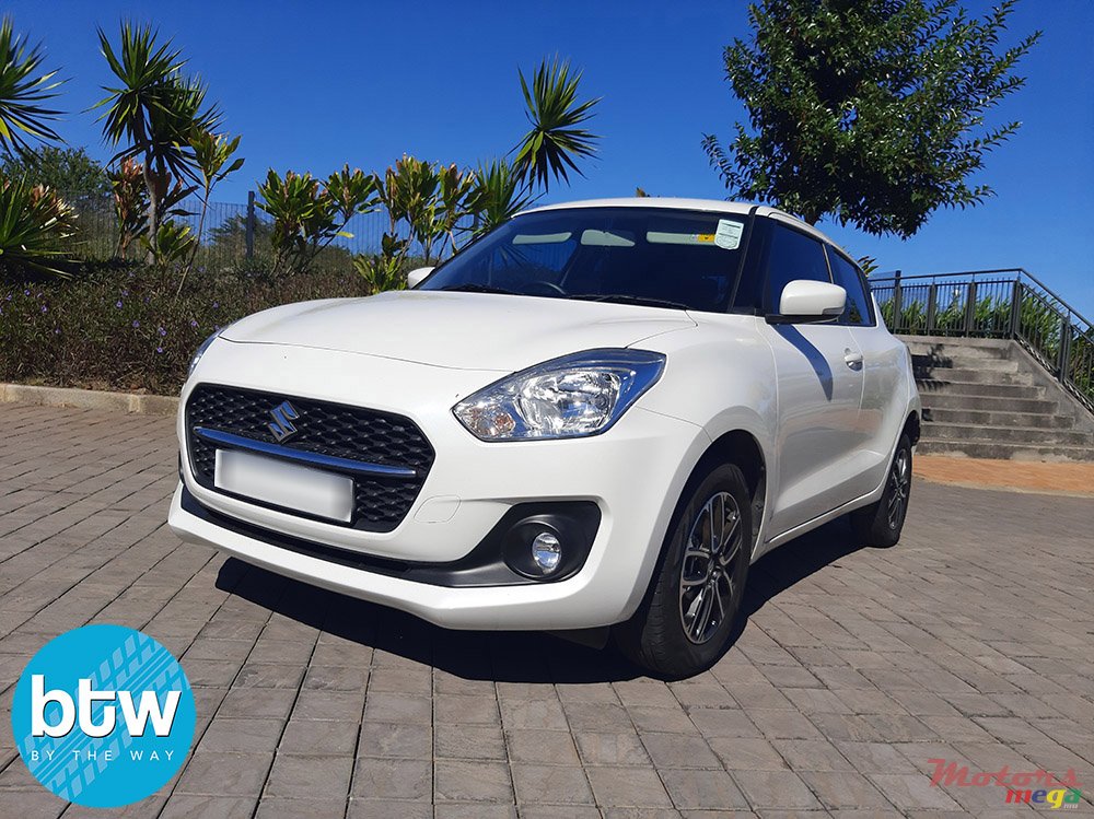 2021' Suzuki Swift photo #2