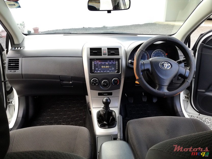 2011' Toyota Fielder AXIO 1.5L JAPAN photo #3