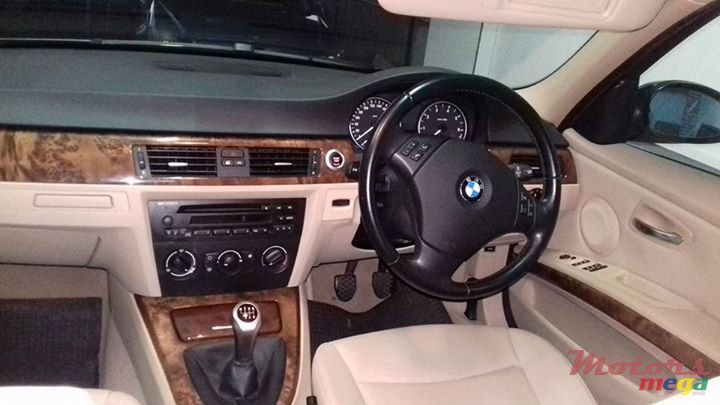 2007' BMW 3 Series photo #3