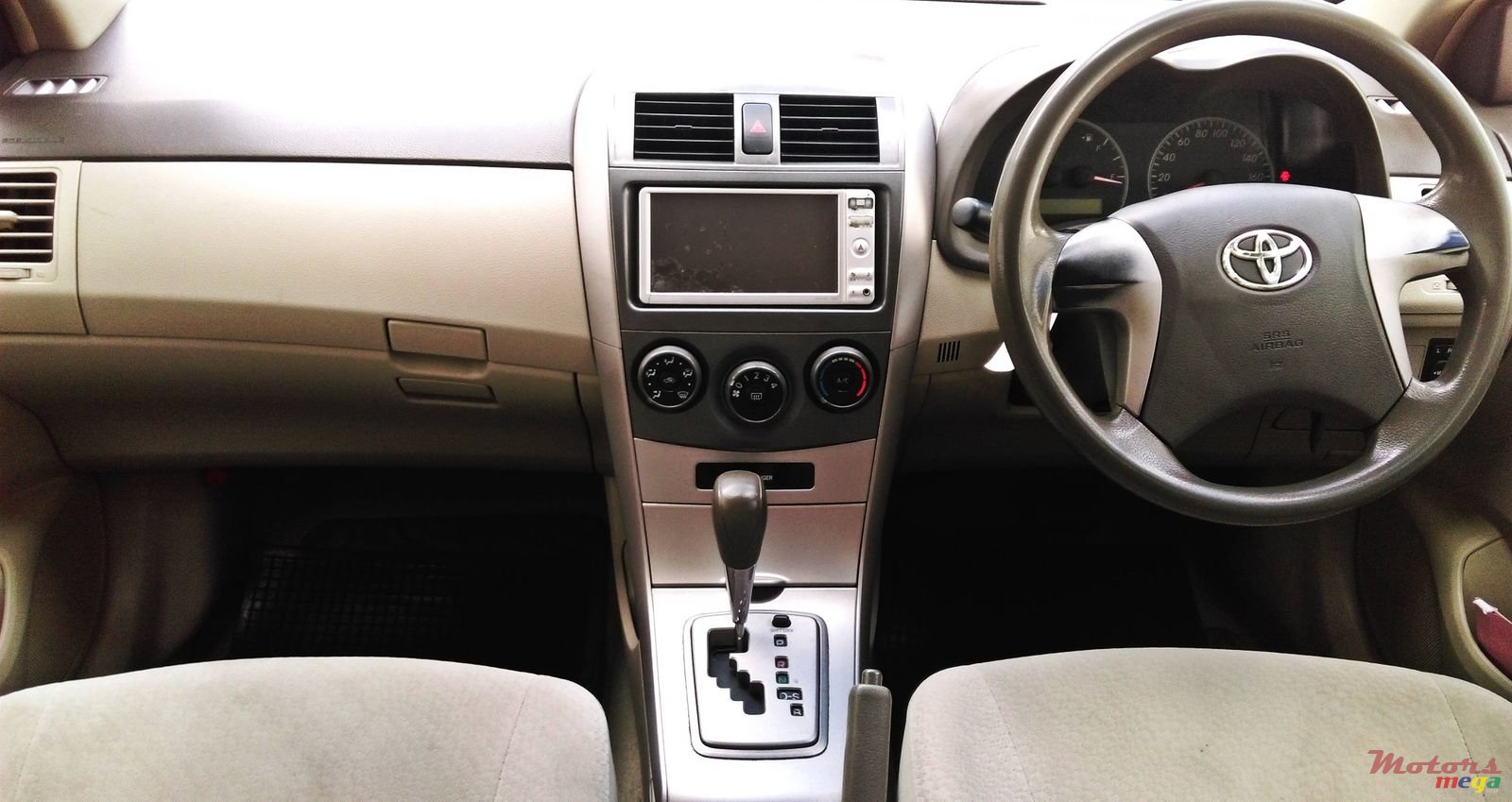 2010' Toyota Axio photo #4