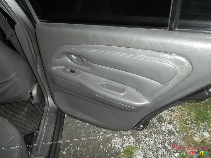 1999' Mitsubishi photo #4