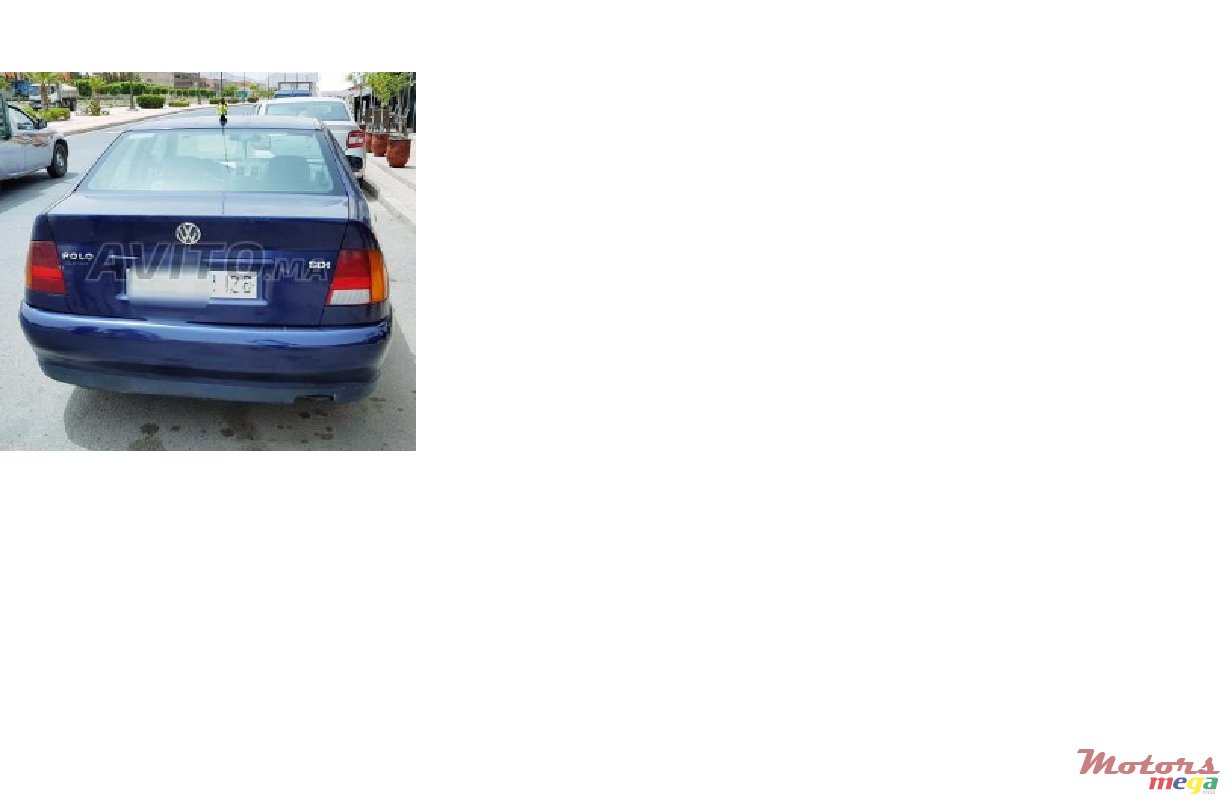 2001' Volkswagen Polo Classic photo #1