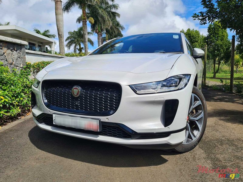 2019' Jaguar I-Pace EV400 SE AWD photo #1