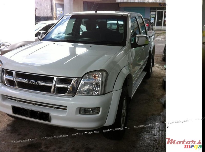 2006' Isuzu kb300turbo intercooler photo #3