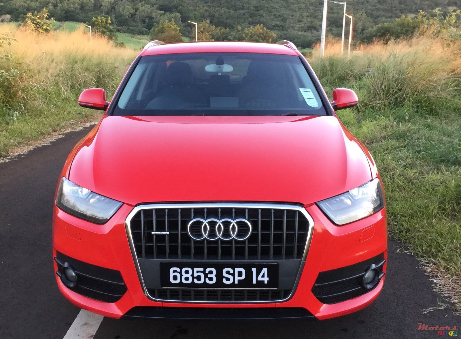 2014' Audi Q3 SUV photo #1