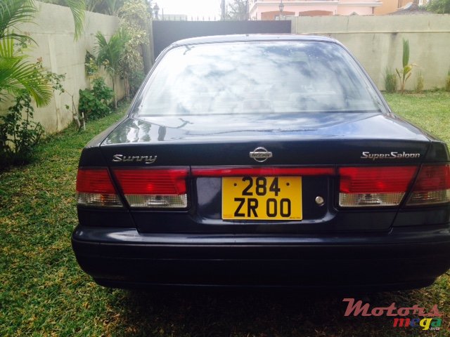 2000' Nissan Sunny photo #3