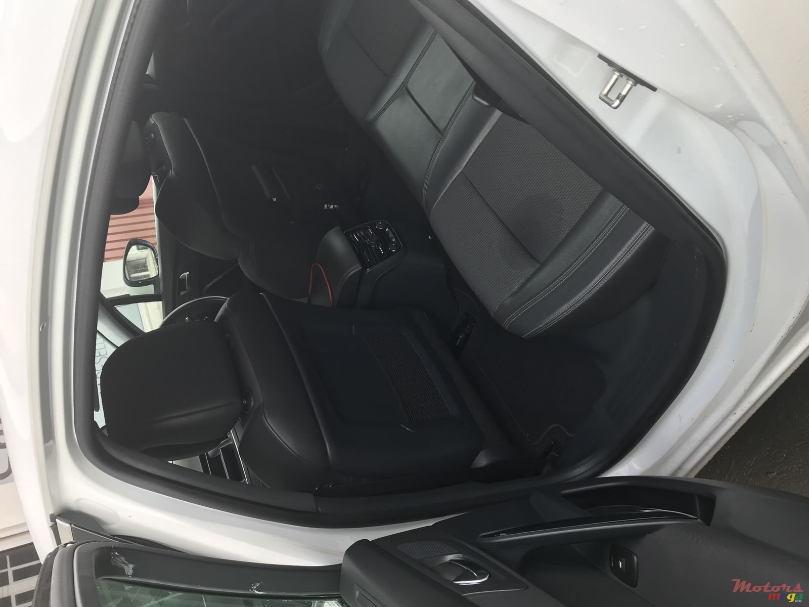 2012' Peugeot 508 photo #3