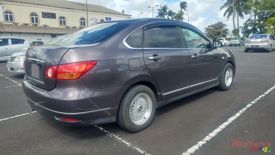 2008' Nissan Bluebird sylphy photo #2