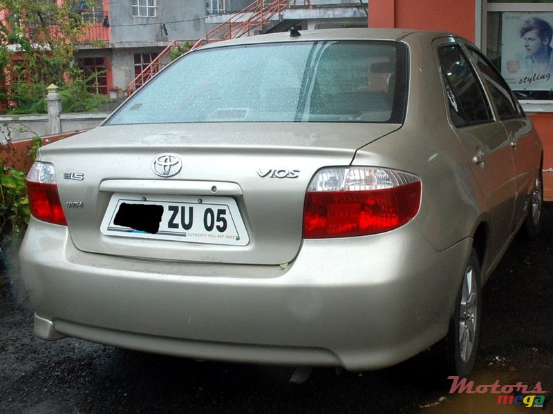 2005' Toyota photo #1