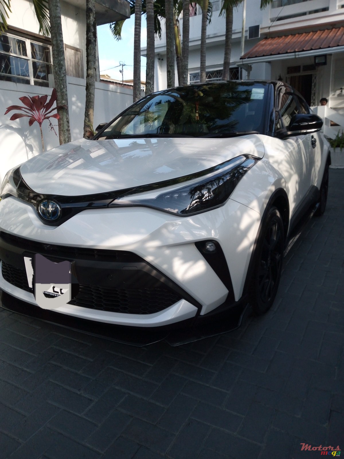 2022' Toyota C-HR photo #4