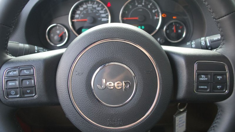 Jeep To Stop Using Bad Takata Airbag Inflators Next Week