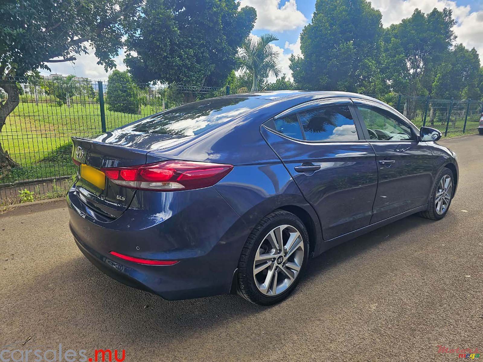 2018' Hyundai Elantra GLX 1.6 photo #3