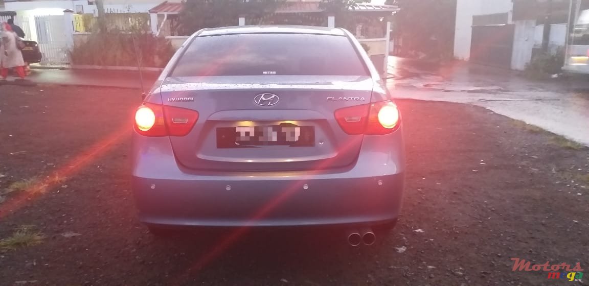 2010' Hyundai Elantra photo #4