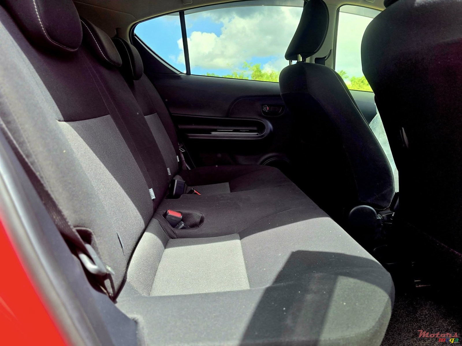 2020' Toyota Aqua photo #5