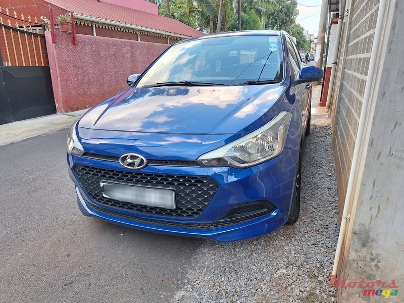 2016' Hyundai i20 photo #2