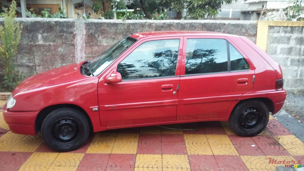1998' Citroen Saxo photo #2
