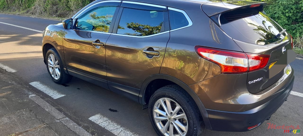 2016' Nissan Qashqai Turbo photo #4