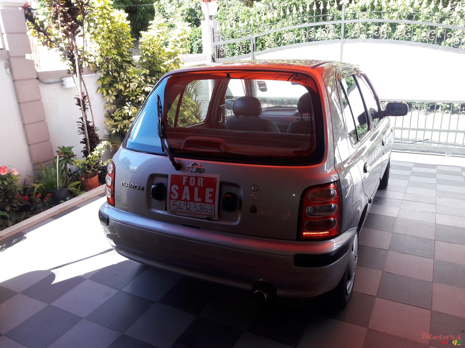 2000' Nissan March photo #4