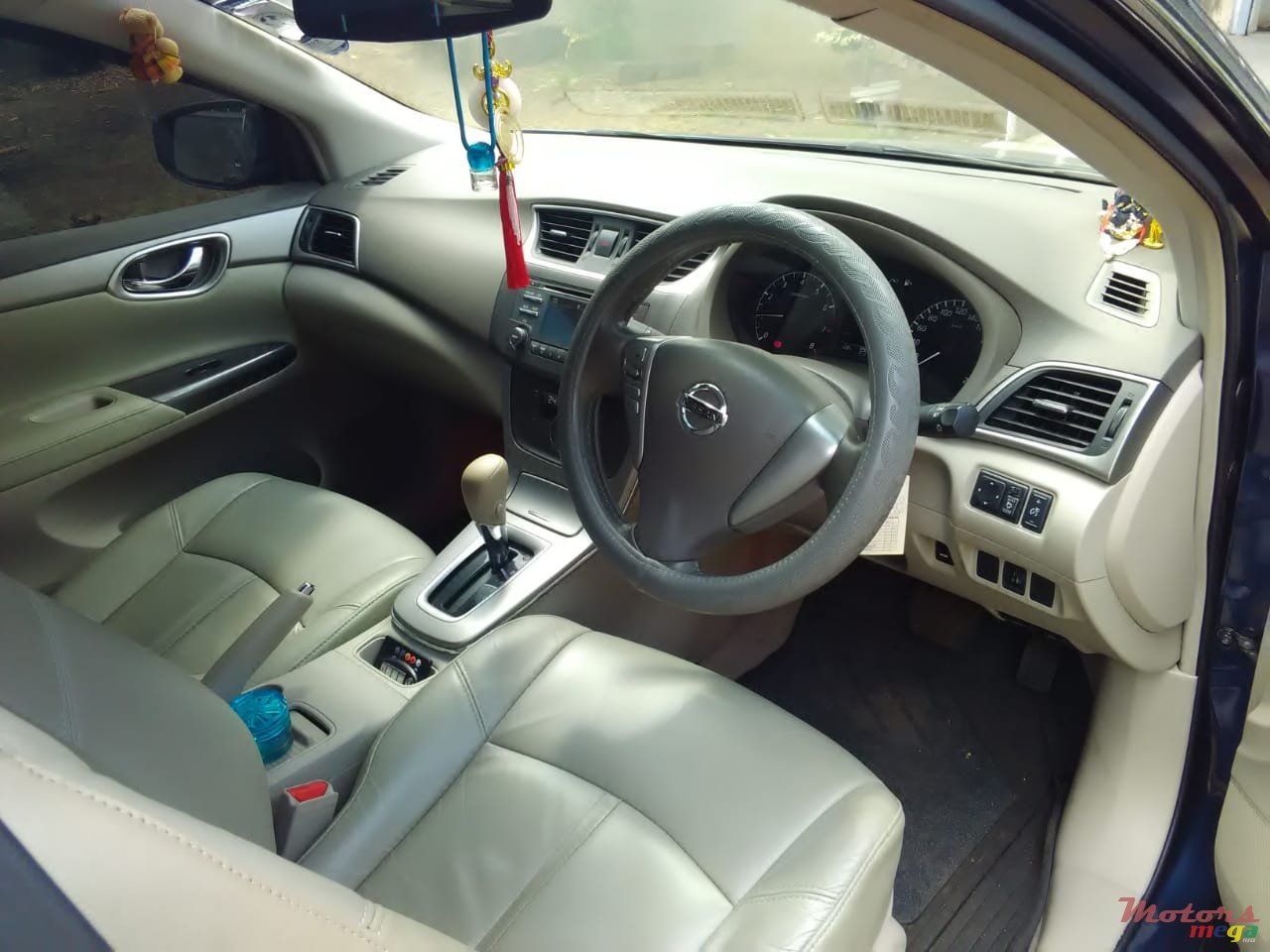 2013' Nissan photo #4