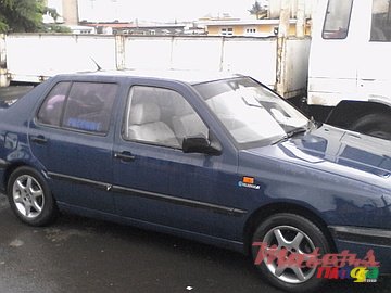 1994' Volkswagen Vento SPORTS photo #2
