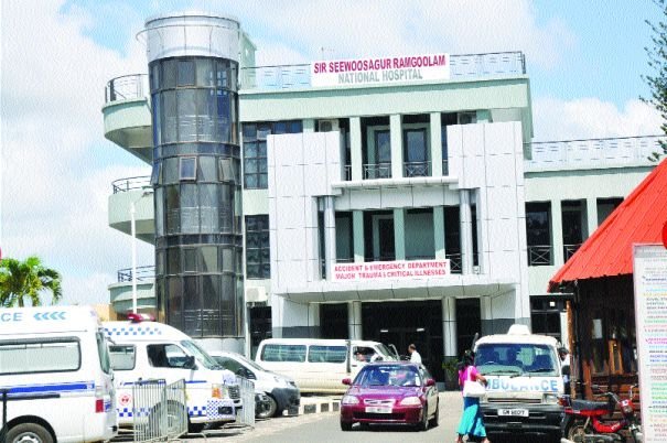 Hôpital du Nord: un Ambulancier Agressé par un Policier «Saoul»