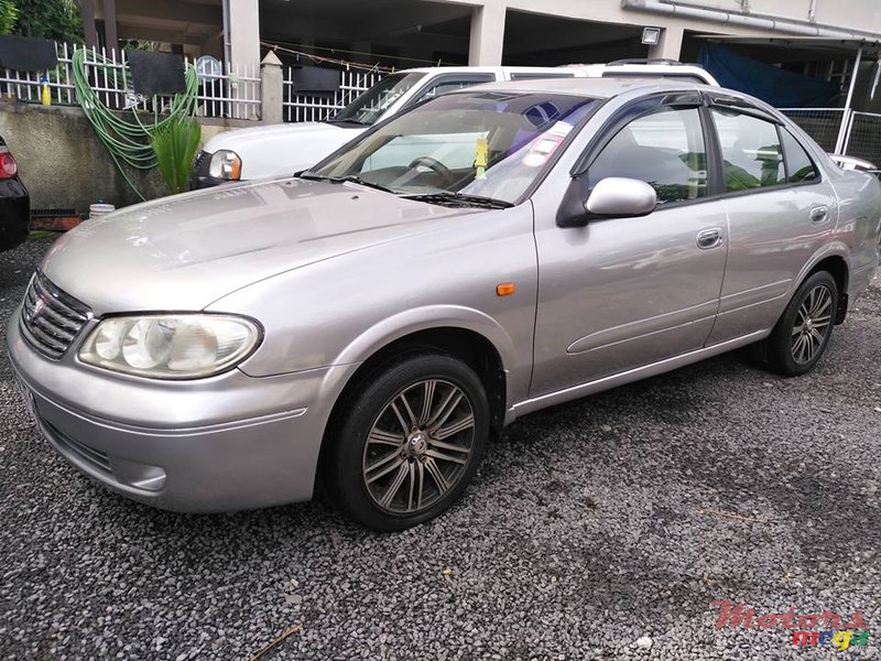 2004' Nissan Sunny N17 photo #4