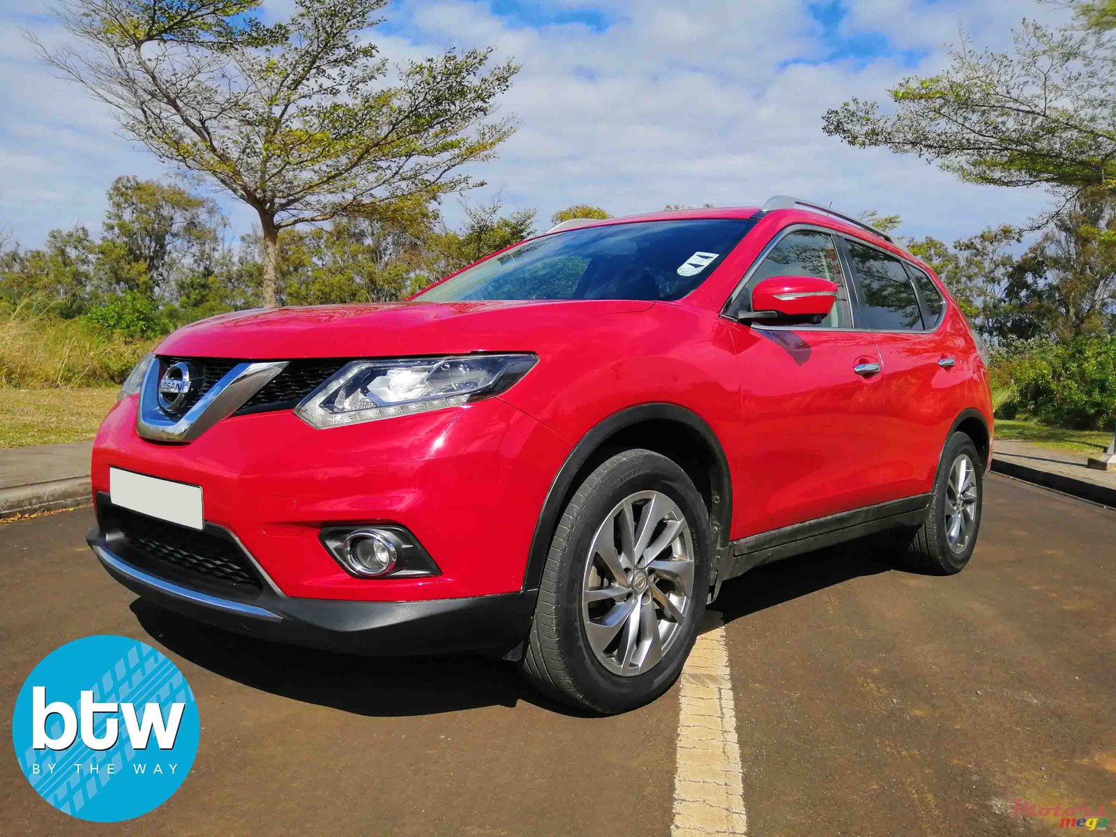 2015' Nissan X-Trail photo #2