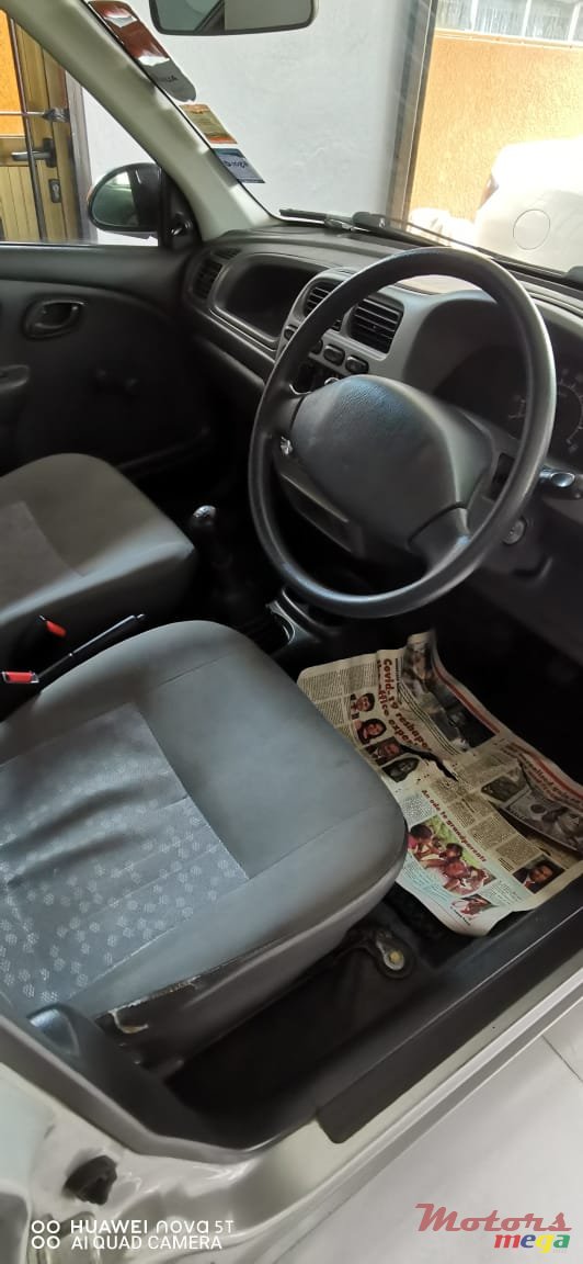 2012' Suzuki Alto photo #4