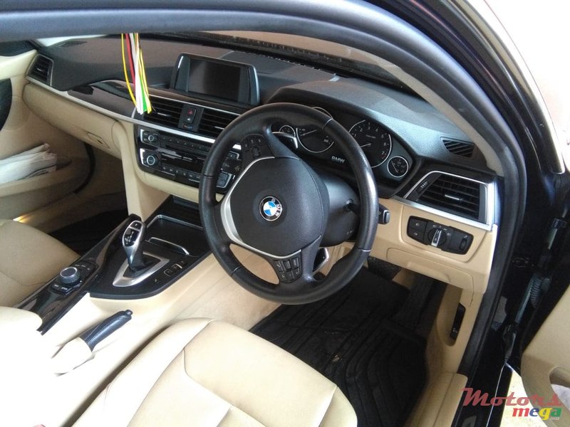 2015' BMW 320 photo #4
