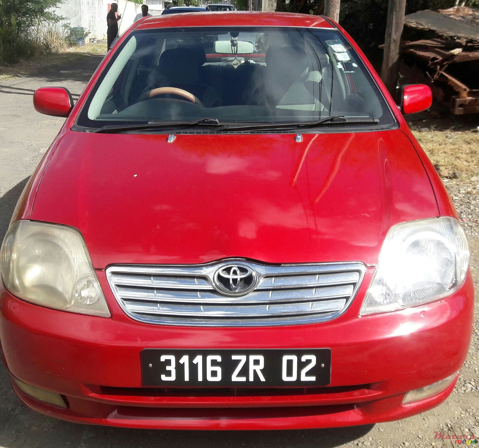 2002' Toyota Corolla photo #1