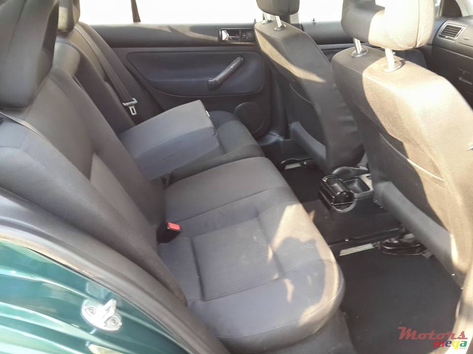 2001' Volkswagen Bora MK4 photo #7