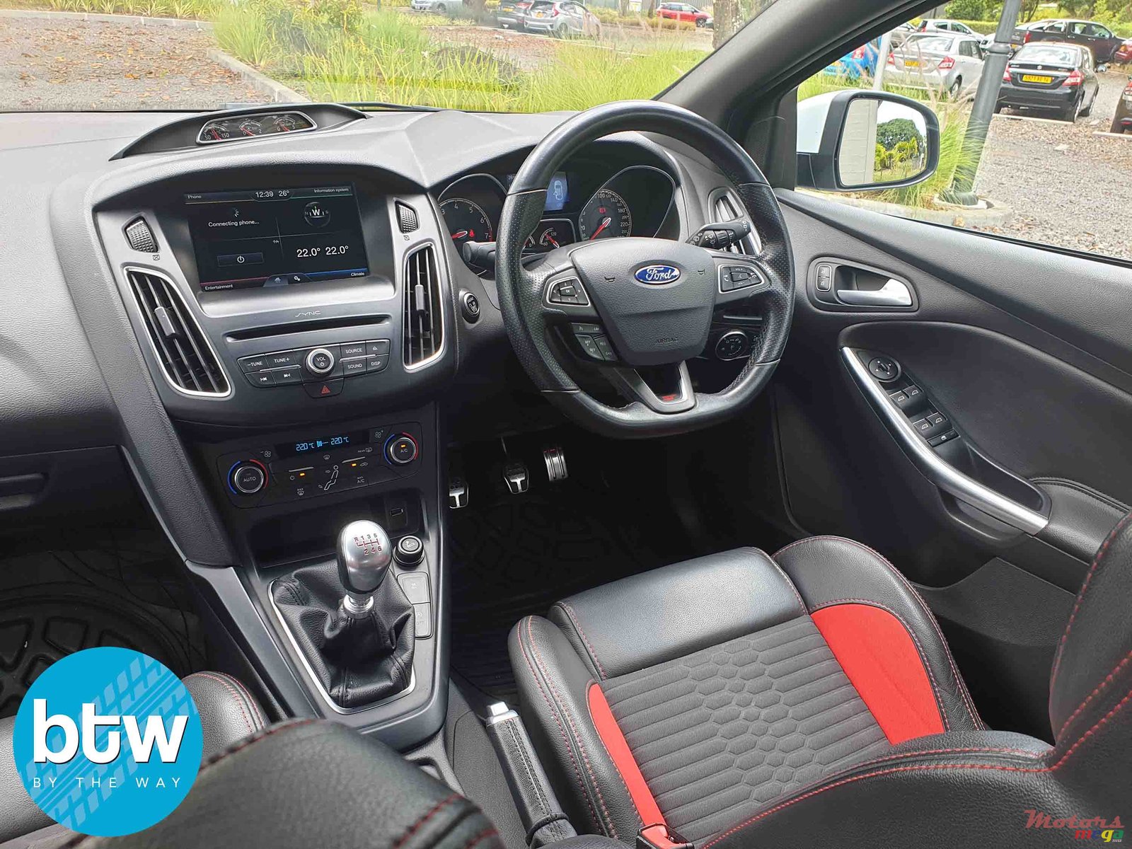 2016' Ford Focus ST photo #4