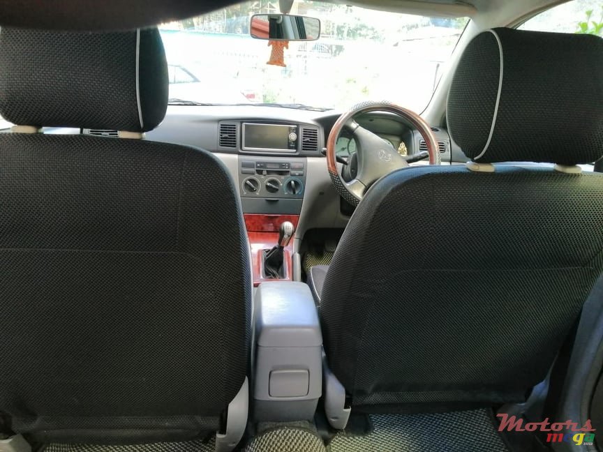 2002' Toyota Corolla photo #3