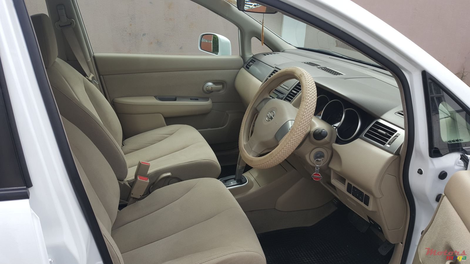 2007' Nissan Tiida photo #6