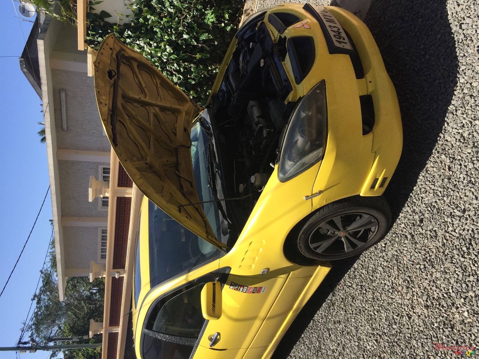 2006' Mitsubishi Lancer GLX photo #2