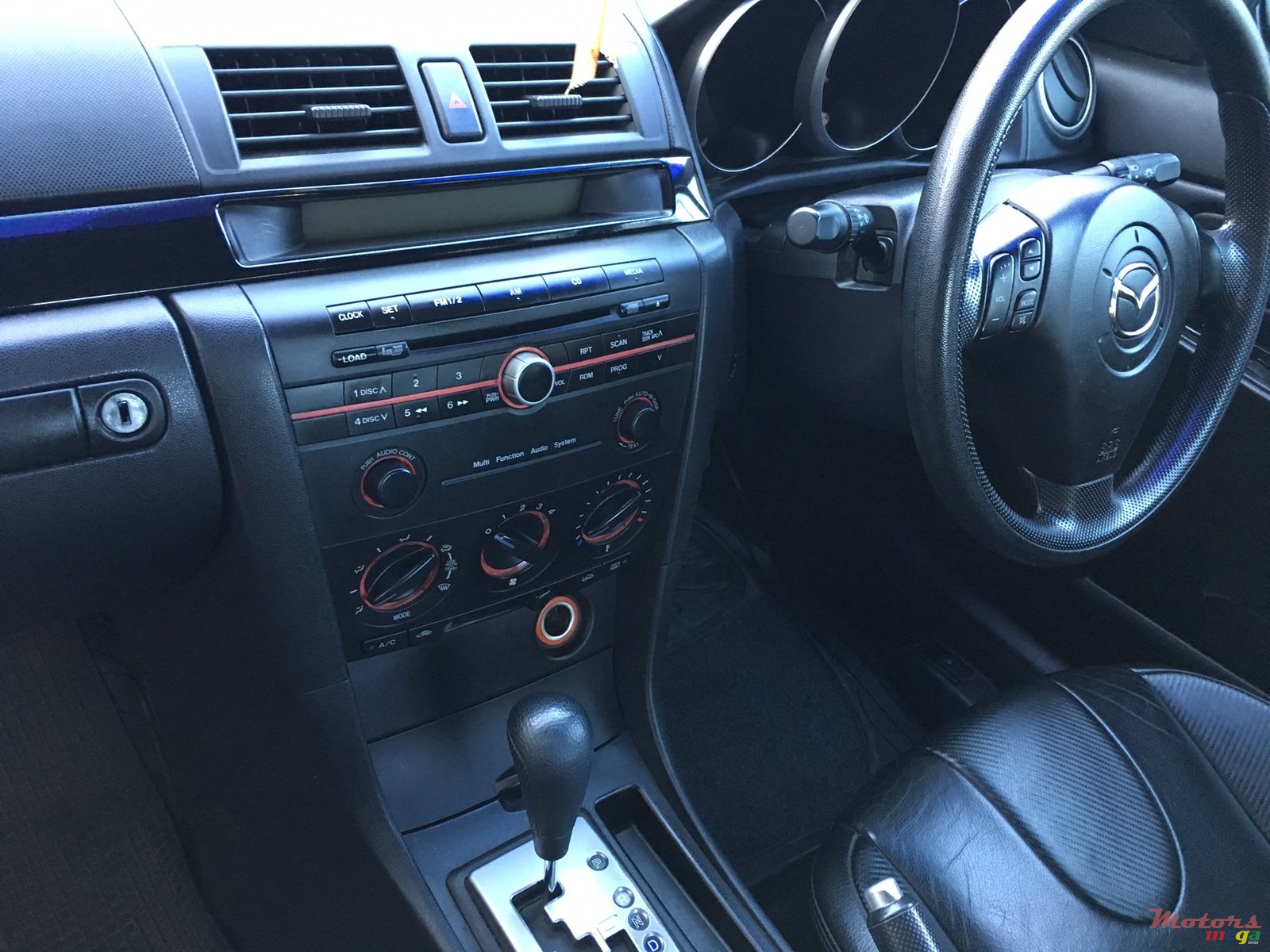 2009' Mazda 3 photo #7