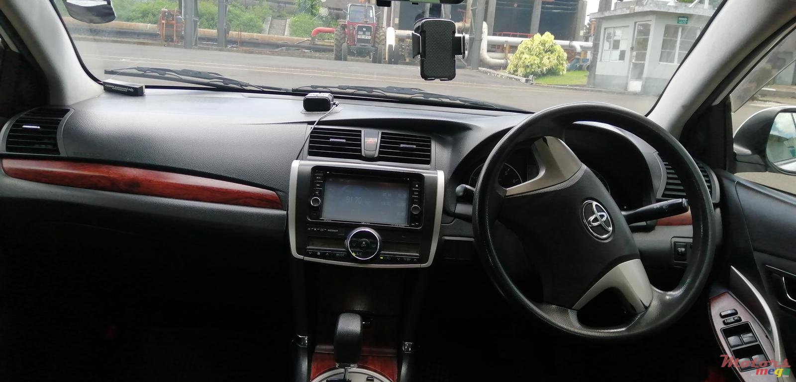 2012' Toyota allion photo #3