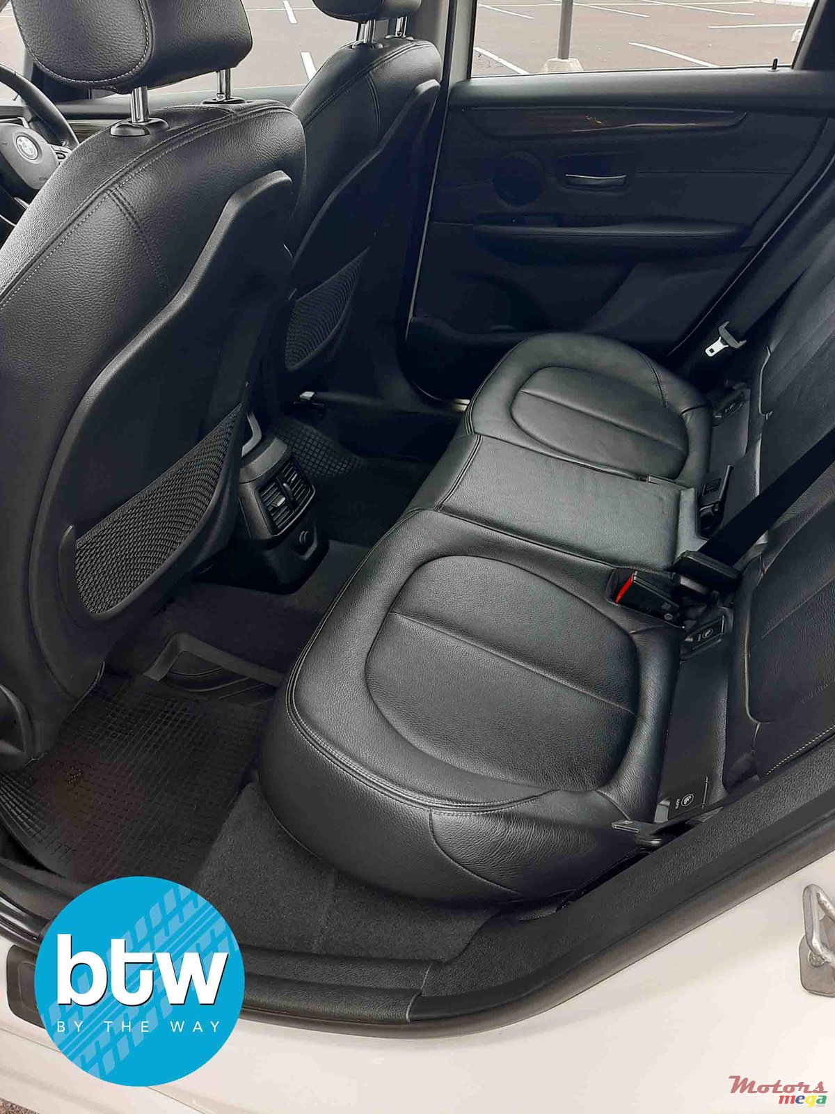 2015' BMW 2 Series photo #4