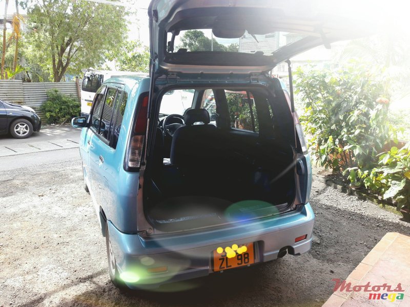 1998' Nissan CUBE photo #2