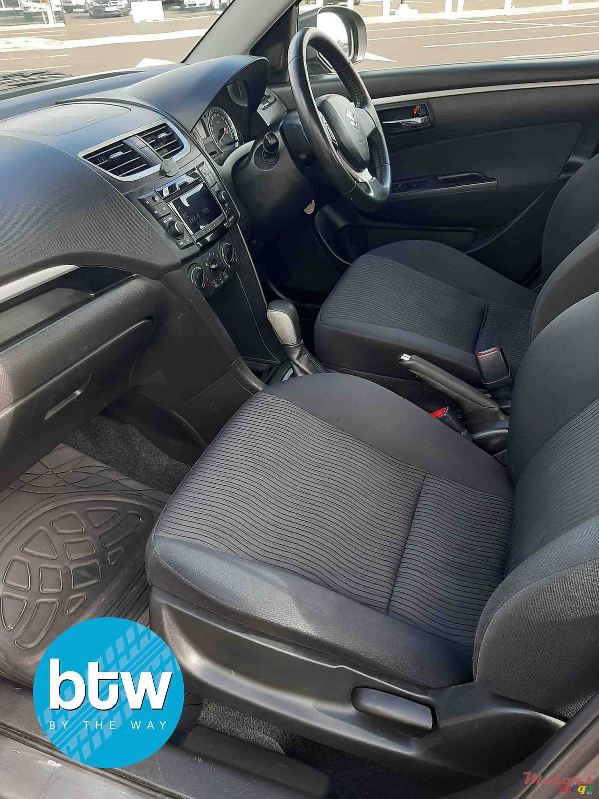 2013' Suzuki Swift photo #5